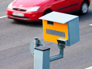 uk yellow speed camera