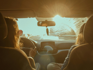 driving-in-the-sun